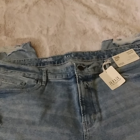 Women jeans - Picture 2 of 3